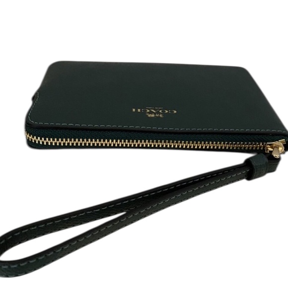 NWT Coach Corner Zip Wristlet in Dark Ivy (Green) - Picture 7 of 13